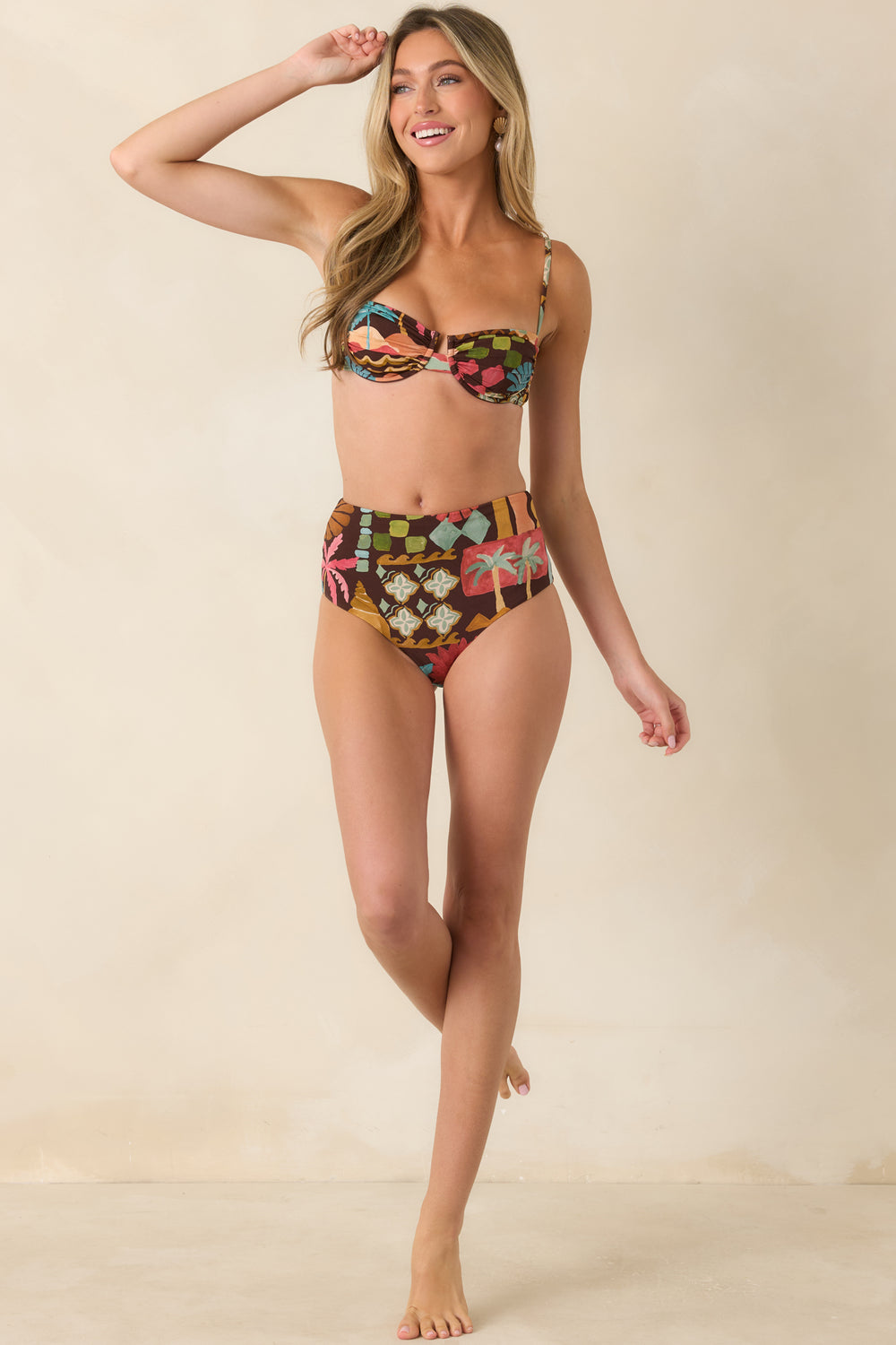 Coastal-Inspired-Bikini-Bottoms-Seaside-Details-Supportive-Waistband-Fit