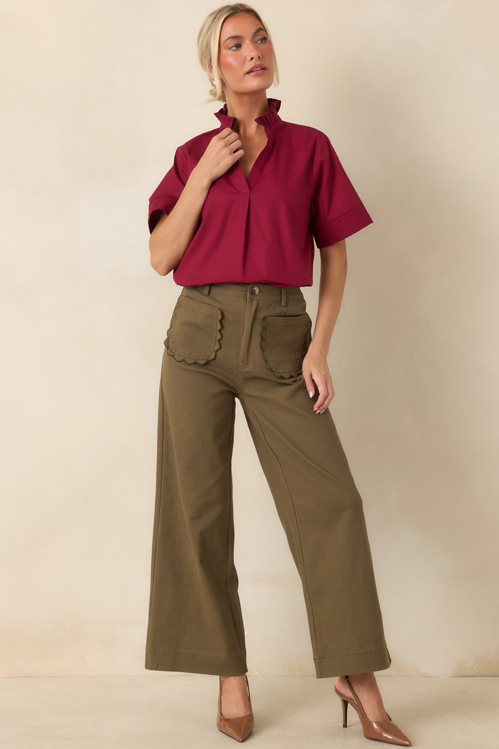 Cotton-Top-With-Pleated-Ruffle-Collar