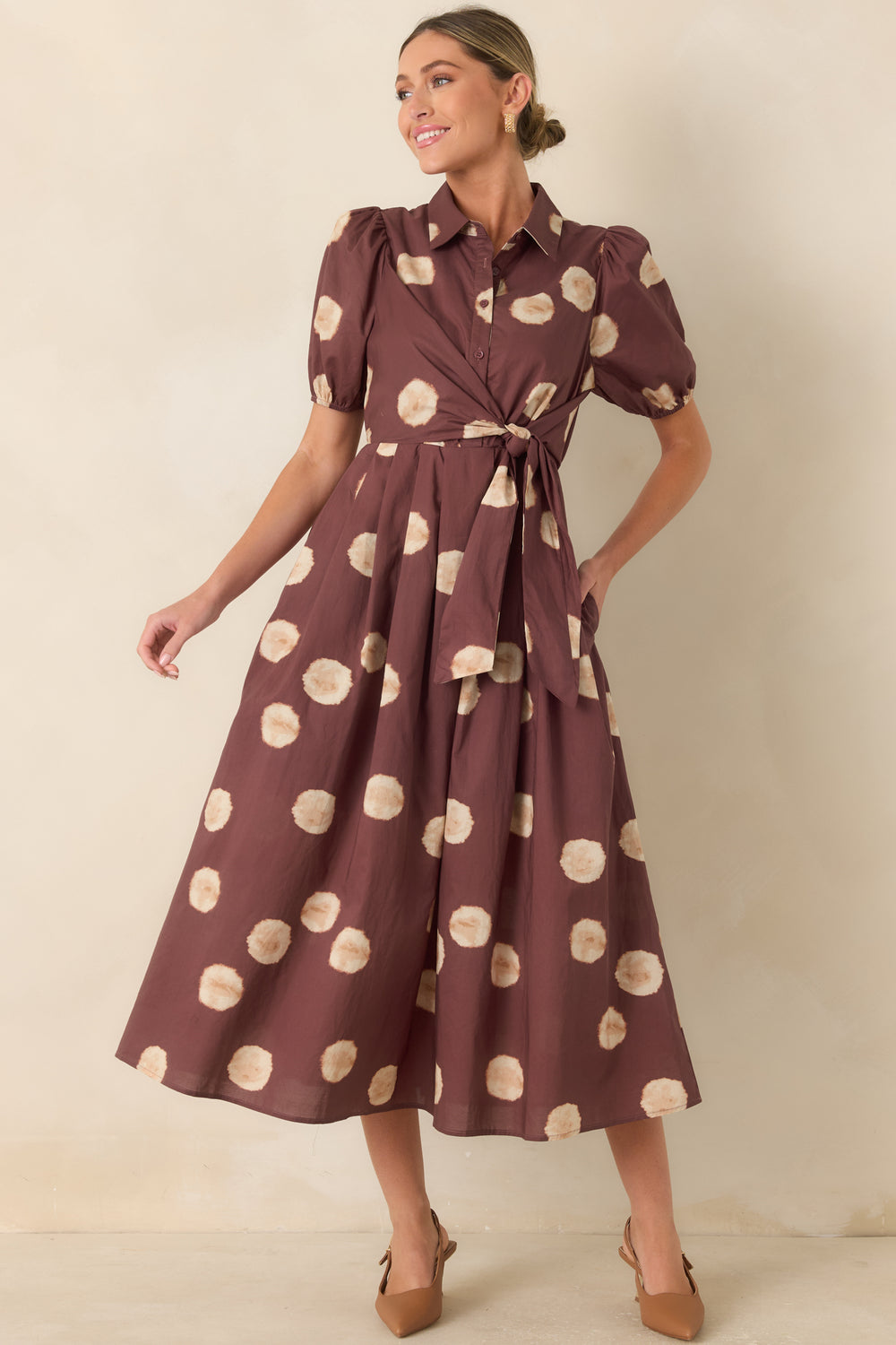 Earth-Toned-Midi-Dress-With-Blurred-Dot-Print