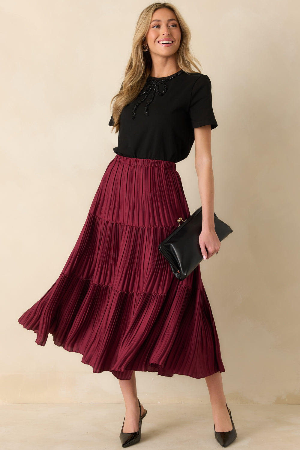 Front-Black-Short-Sleeve-Top-Crew-Neckline-Beaded-Bow-Relaxed