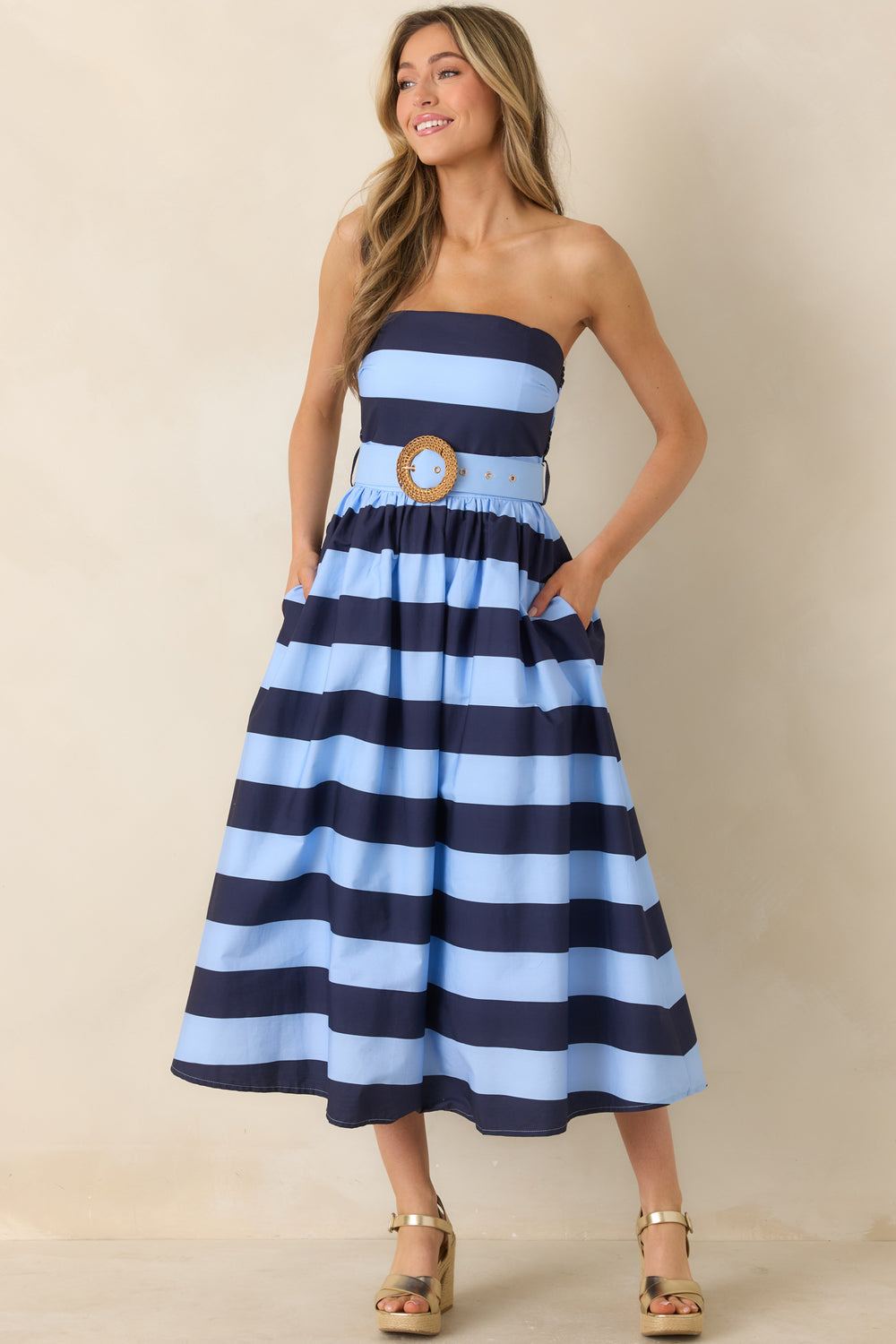 Strapless-Striped-Midi-Dress-With-A-Defined-Bodice