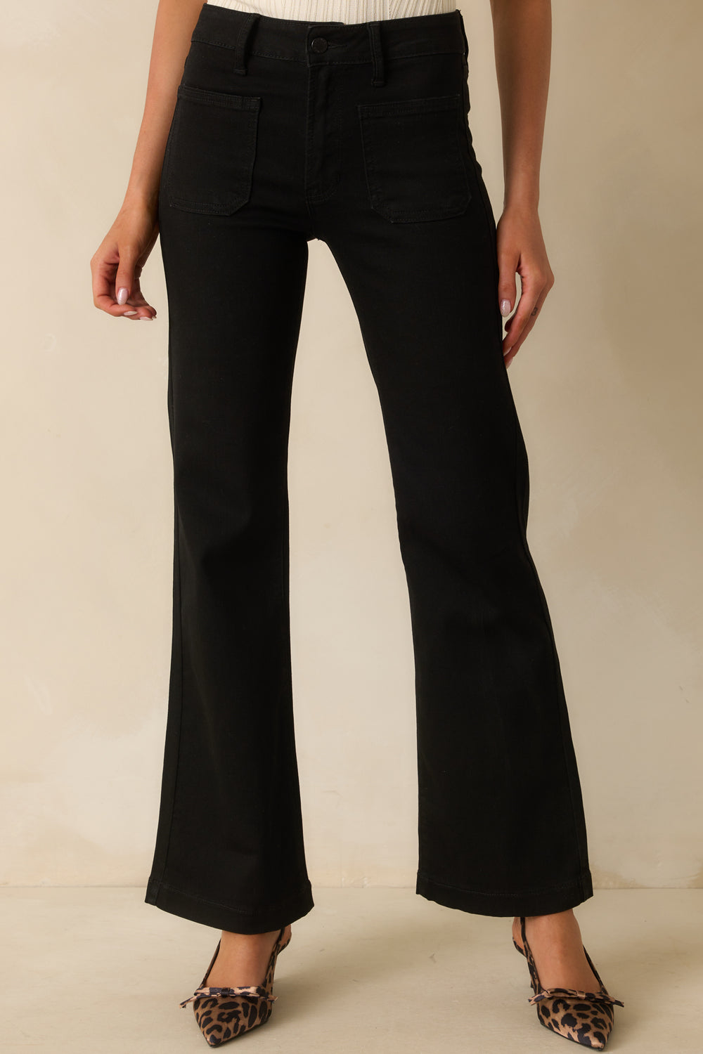 black-high-rise-jeans-flared-leg-zipper-button-closure